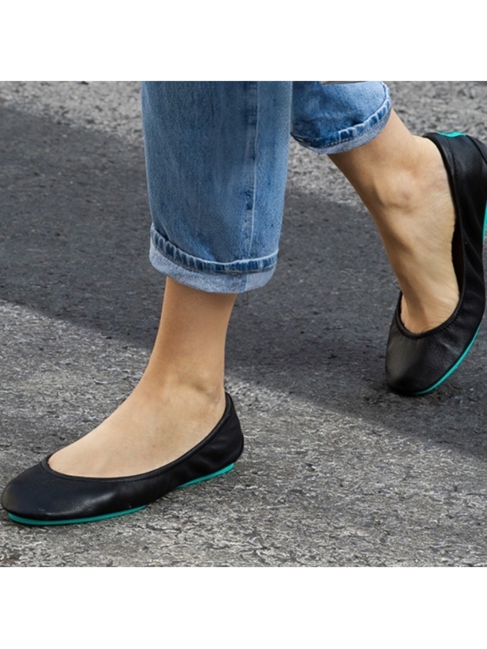 Tieks by gavrieli size 9  Black Leather Ballet Flats with Teal-Trim Sole